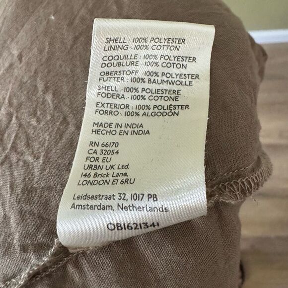 Free People S Cassidy Shorts Romper Smocked Open Back Smoky Beige Cottagecore - Picture 8 of 8